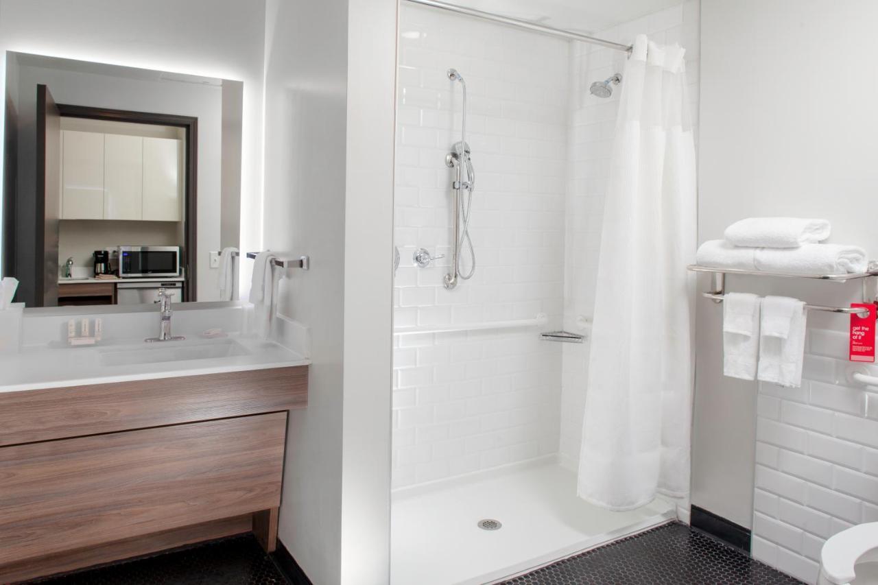 Fairfield Inn & Suites By Marriott Dallas Downtown Экстерьер фото